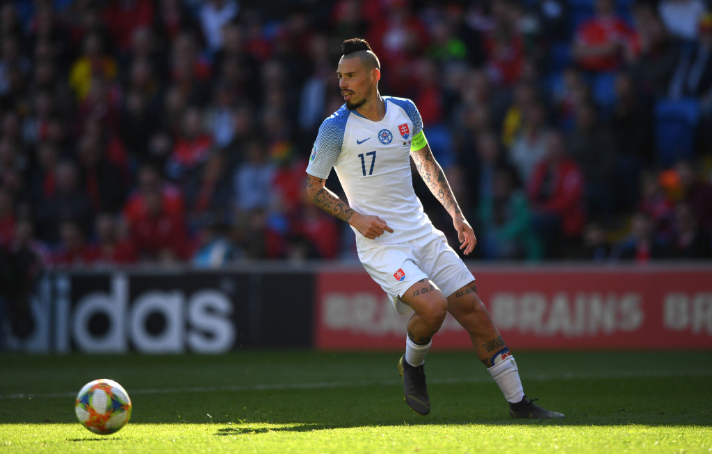 La Cina può attendere: papà Hamsik “preoccupato”, ma Marek è in Slovacchia con la sua famiglia e i suoi cani