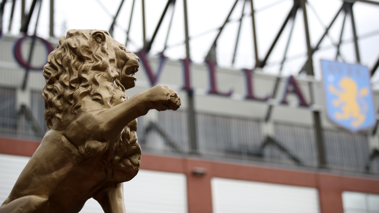 L’Aston Villa al tempo dei rinvii per Coronavirus: 850 pasti caldi per i senzatetto di Birmingham