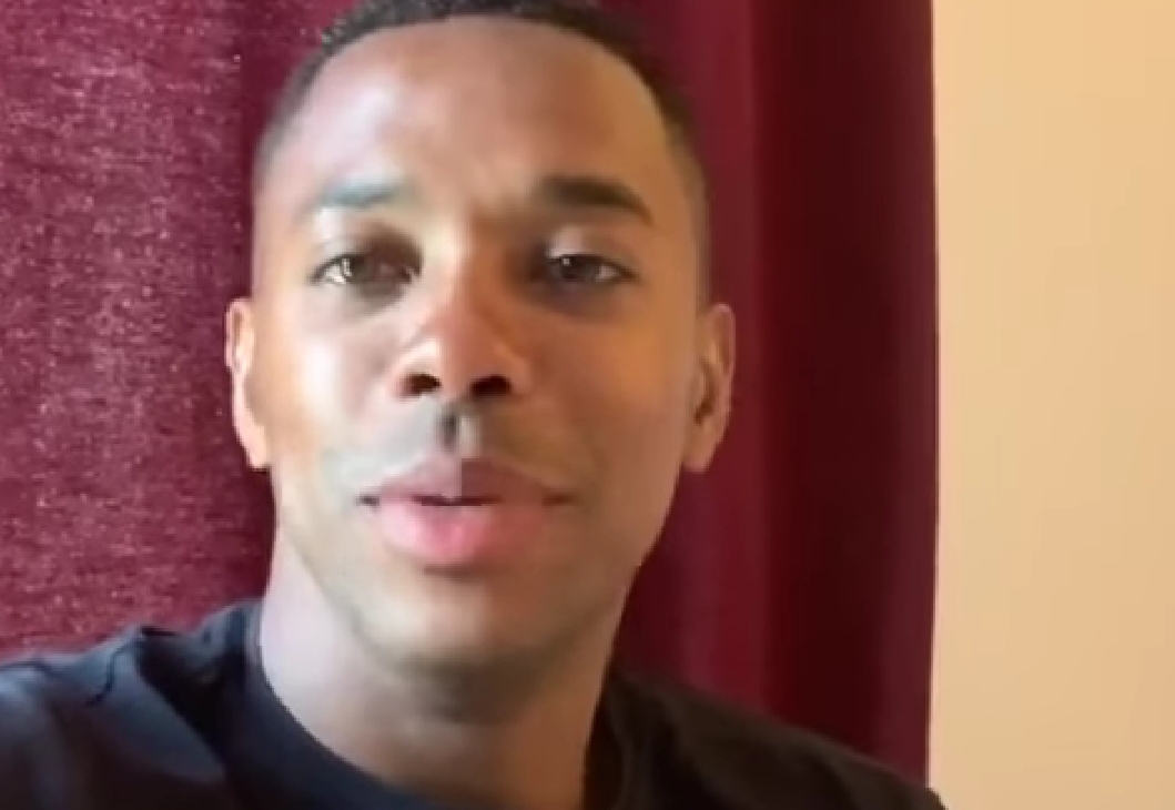 Robinho ha ancora una chance: se verrà assolto in Italia, potrà tornare a giocare nel Santos