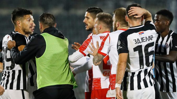Il dopo derby di Belgrado: insulti sui social fra i tifosi del Partizan e la moglie del capitano della Stella Rossa