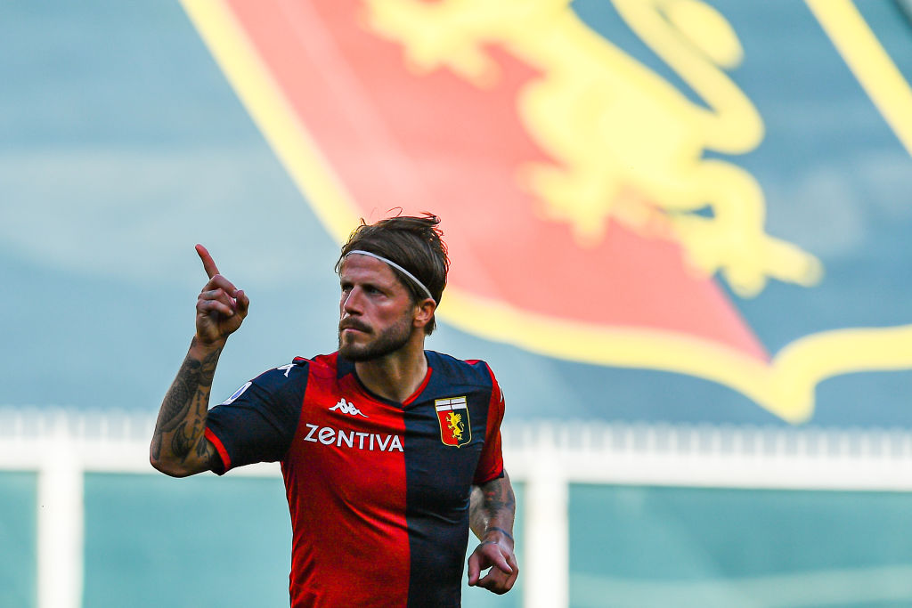 Genoa, Faggiano: “A Schone non rispondo attraverso i giornali, sabato io e Conte saremo avversari”