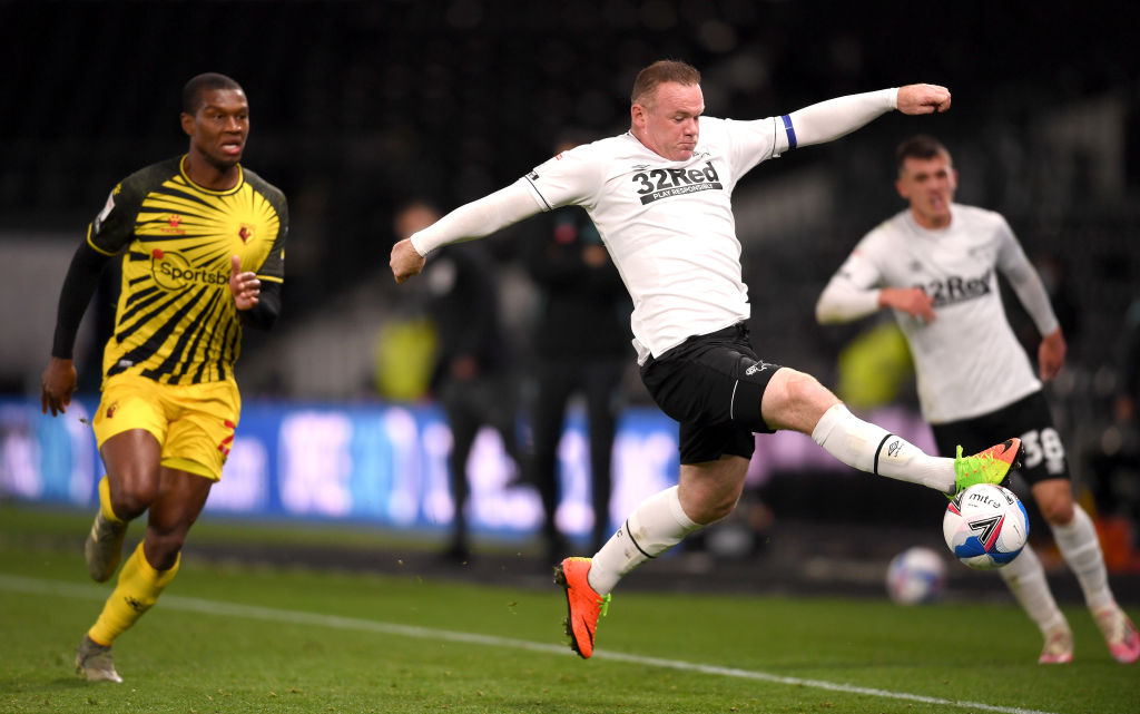 Derby County, Wayne Rooney “arrabbiato” per la visita di un amico positivo al Covid: adesso attende il suo esito